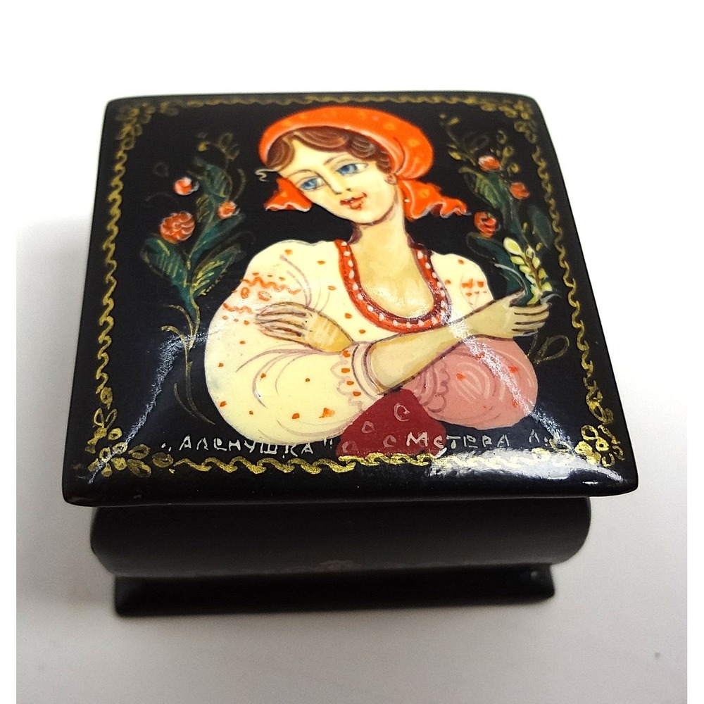 Hand Painted Russian Lacquer Trinket Box Alenushka Palekh Style‎ Decor